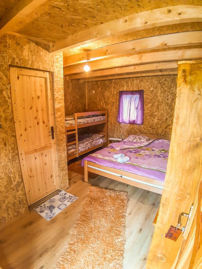 Отель Camp Sutjeska Тьентиште Экстерьер фото