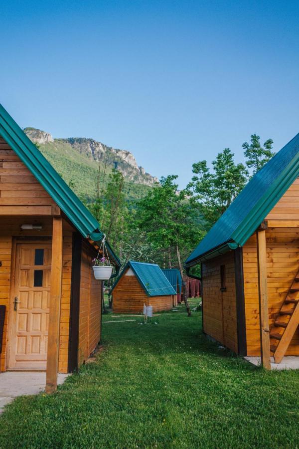 Отель Camp Sutjeska Тьентиште Экстерьер фото